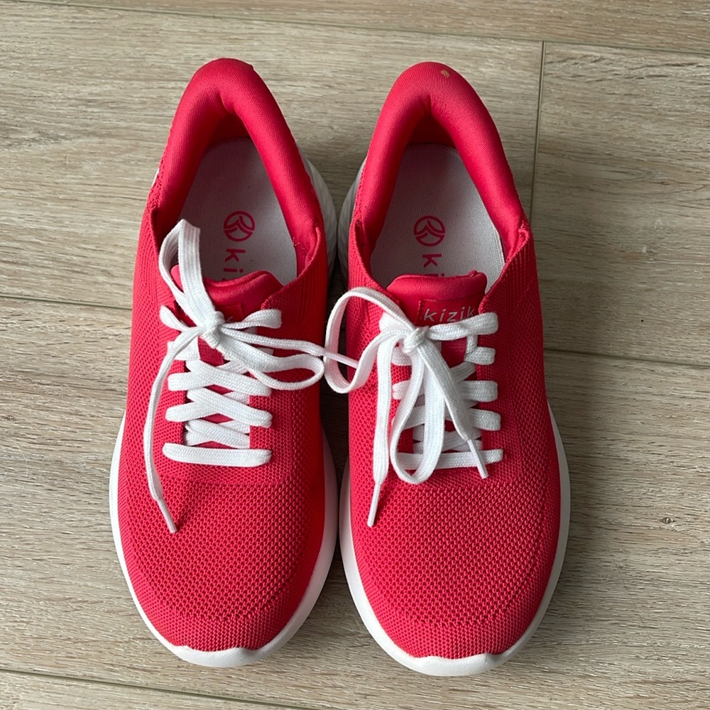 Kizik Sneakers